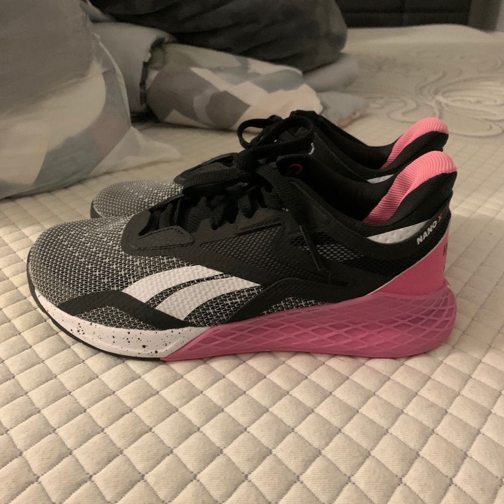 Reebok Nano X size 7 1/2- 8 women’s size 6 youth